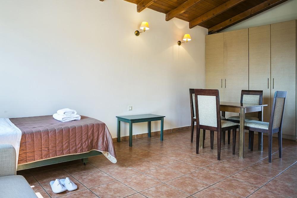 Lassi Hotel Luaran gambar