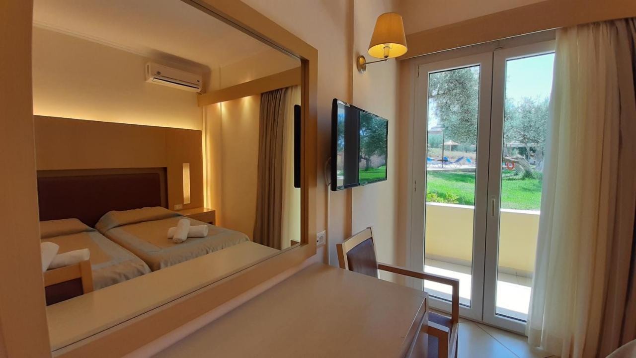 Lassi Hotel Luaran gambar