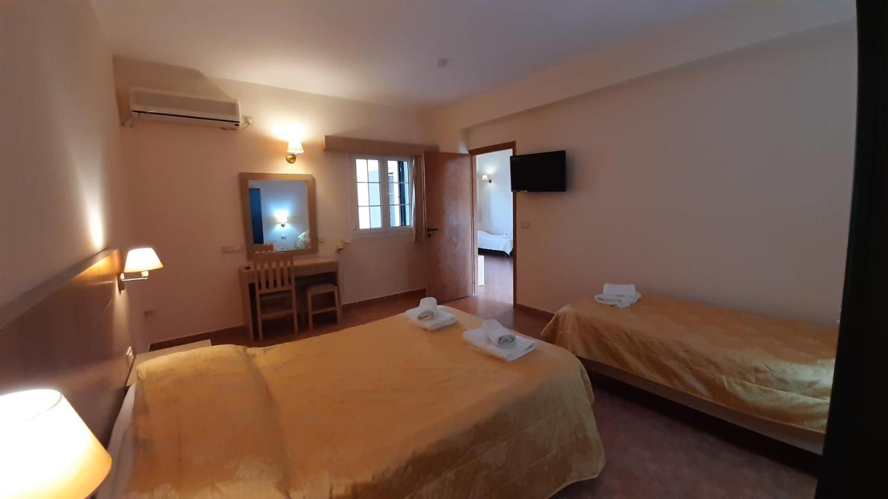 Lassi Hotel Luaran gambar