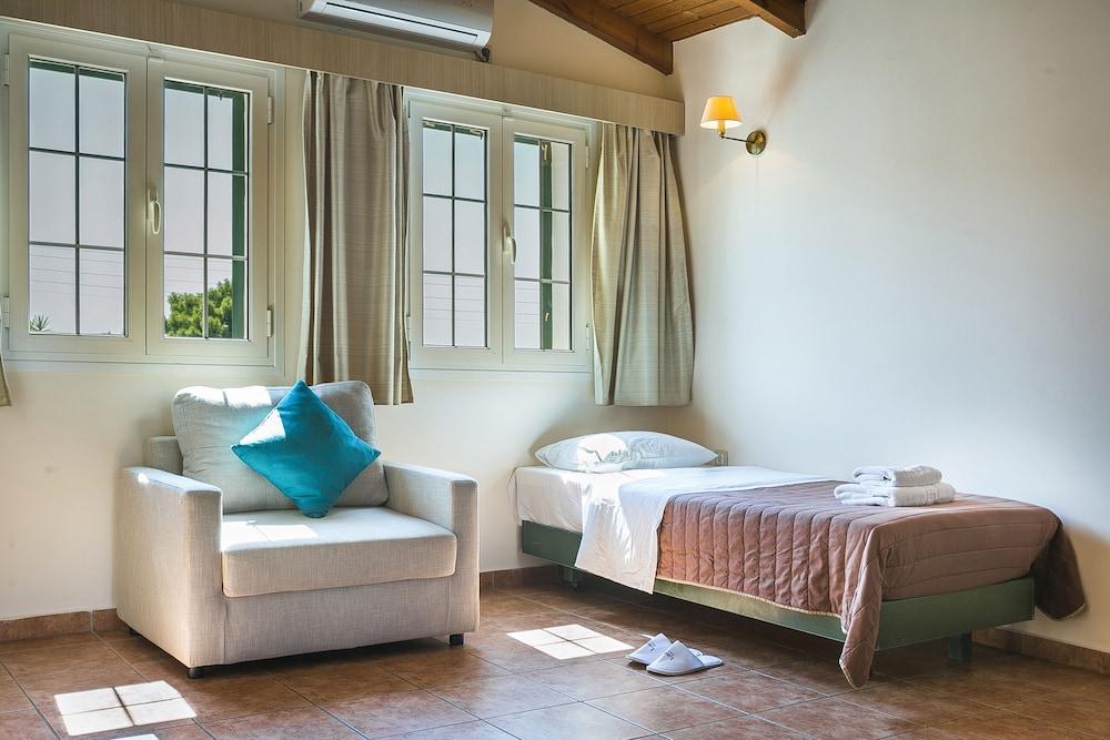 Lassi Hotel Luaran gambar