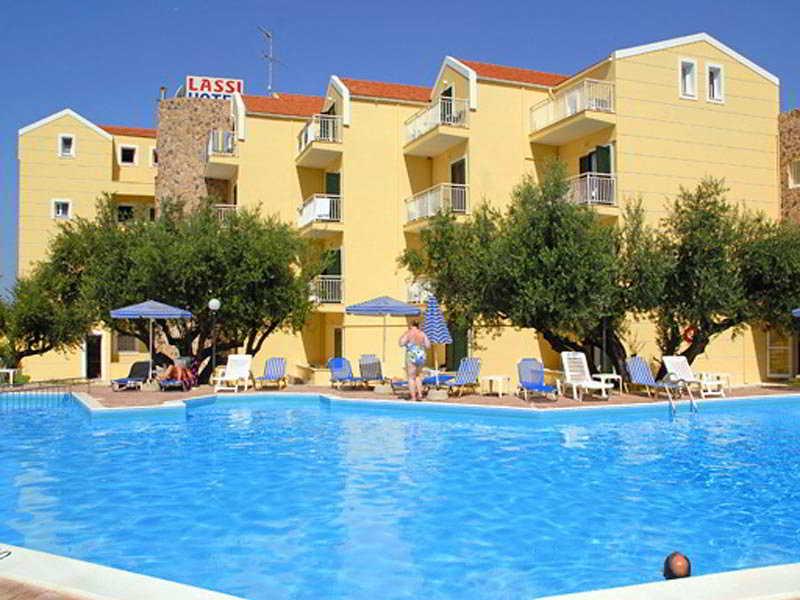 Lassi Hotel Luaran gambar