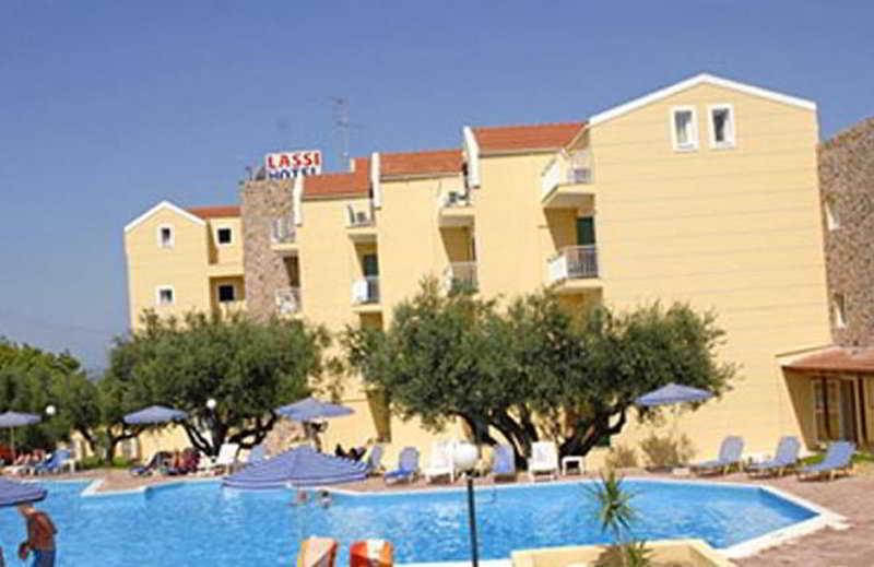 Lassi Hotel Luaran gambar