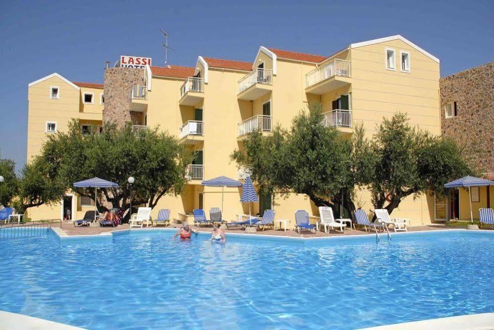 Lassi Hotel Luaran gambar